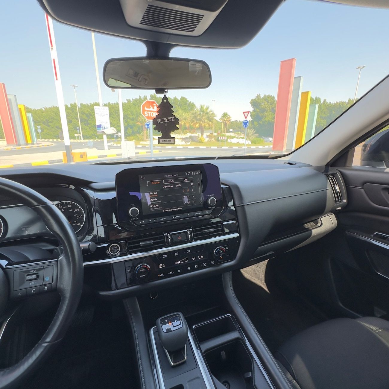 نيسان باثفايندر SV 3.5L AWD (7 Seater)