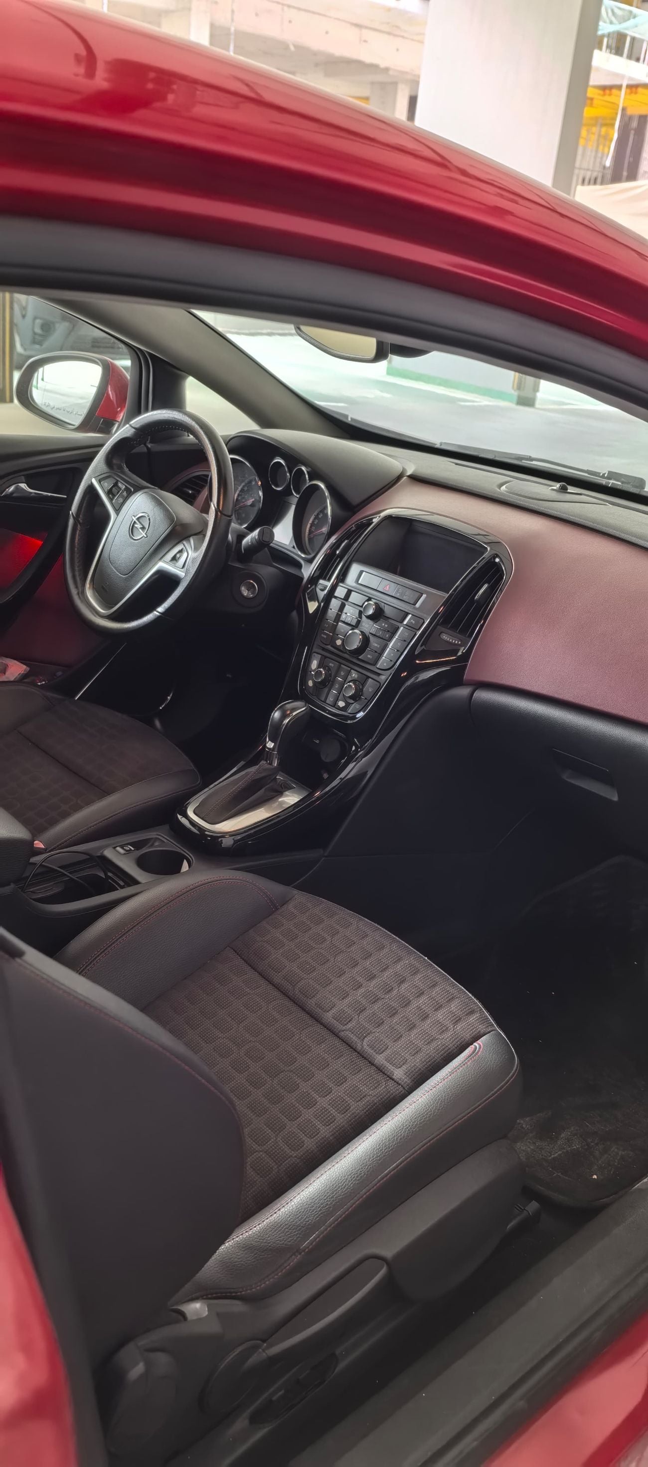 Opel Astra GTC 1.6L Turbo