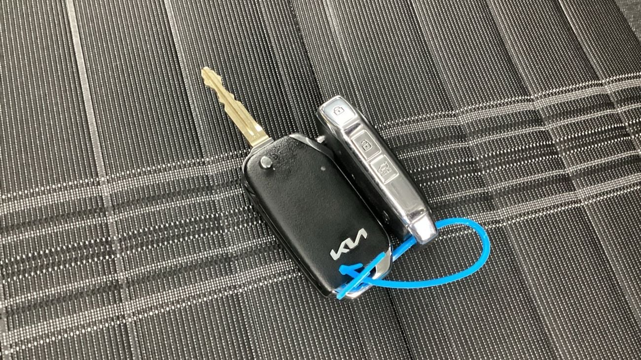 Kia Sonet EX STD | upto AED 20,000 Ramadan Discount | Guaranteed Warranty | 0 Down Payment