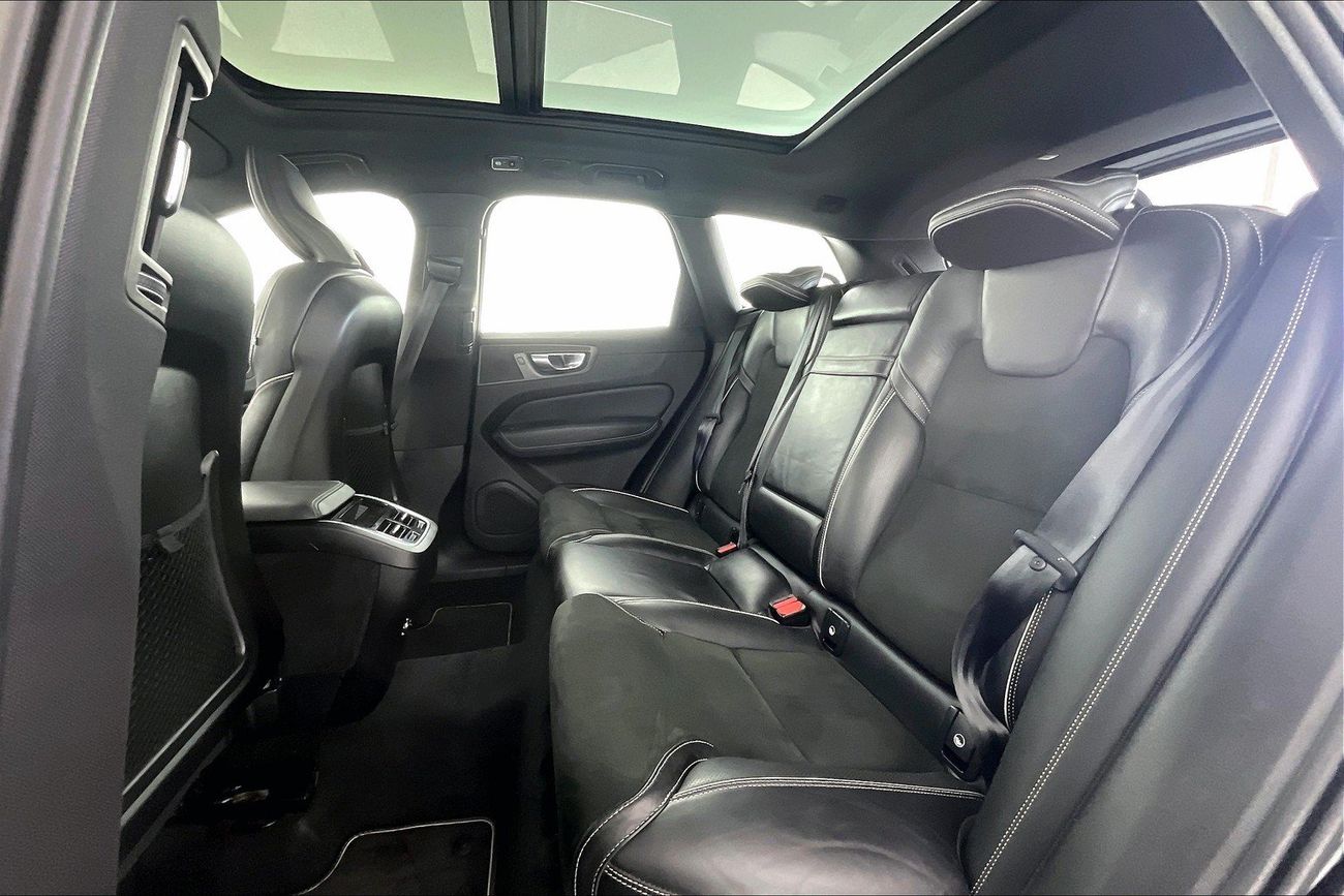 Volvo XC60 T5 R Design | Guaranteed Warranty | 0 Down Payment