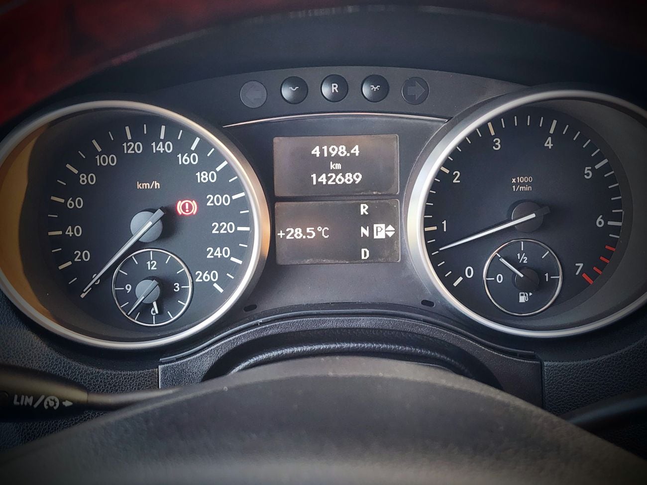 مرسيدس بنز ML 500 Avantgarde