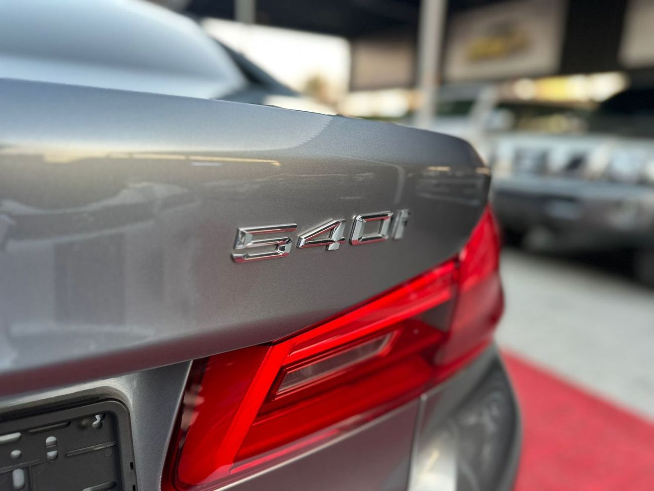 بي أم دبليو 540i Luxury 3.0L