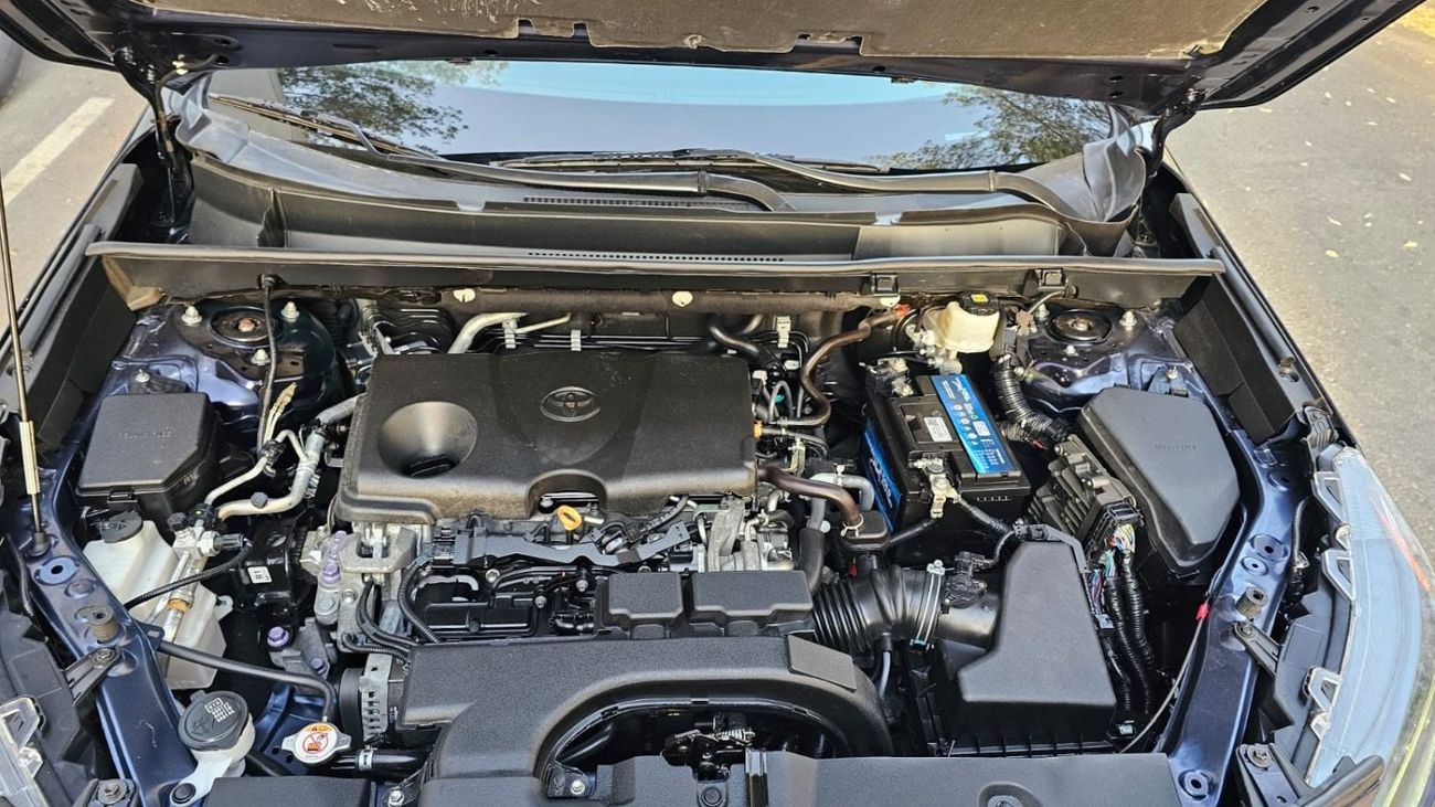 تويوتا راف ٤ Full option clean car