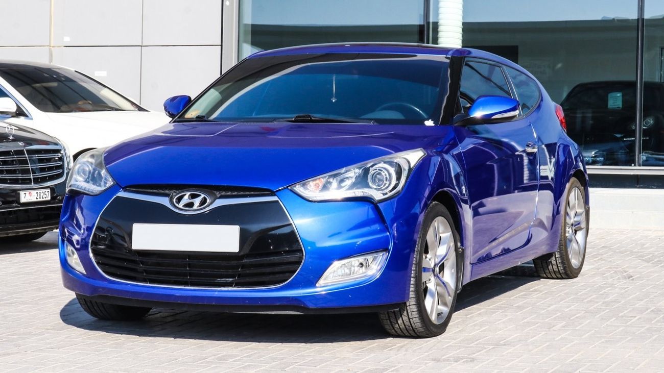 Used Hyundai Veloster 2015 for sale in Abu Dhabi 380701