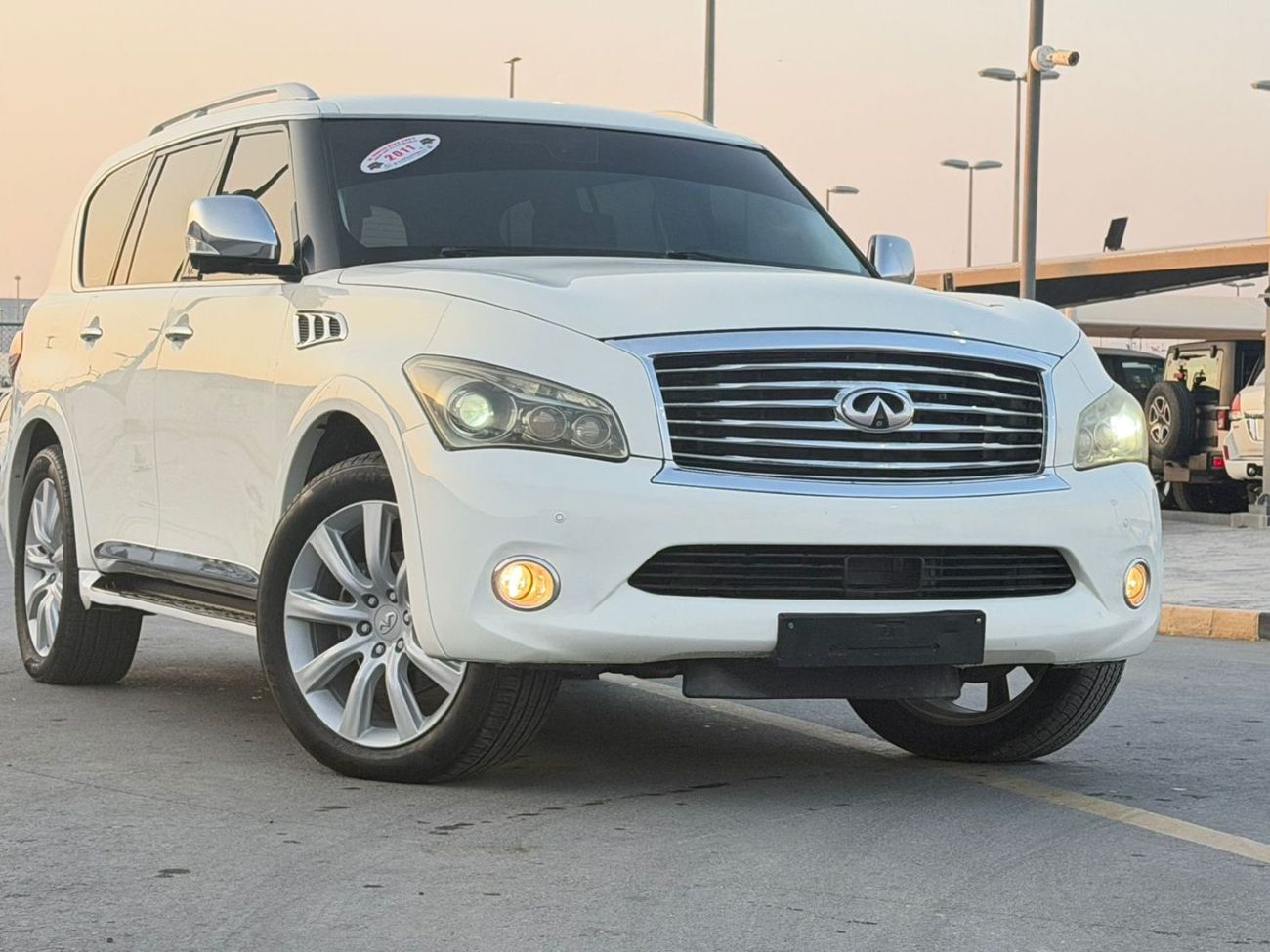 إنفينيتي QX56 فل اوبشن رقم واحد