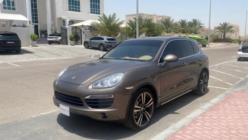 Porsche Cayenne First Owner/ Agency full service