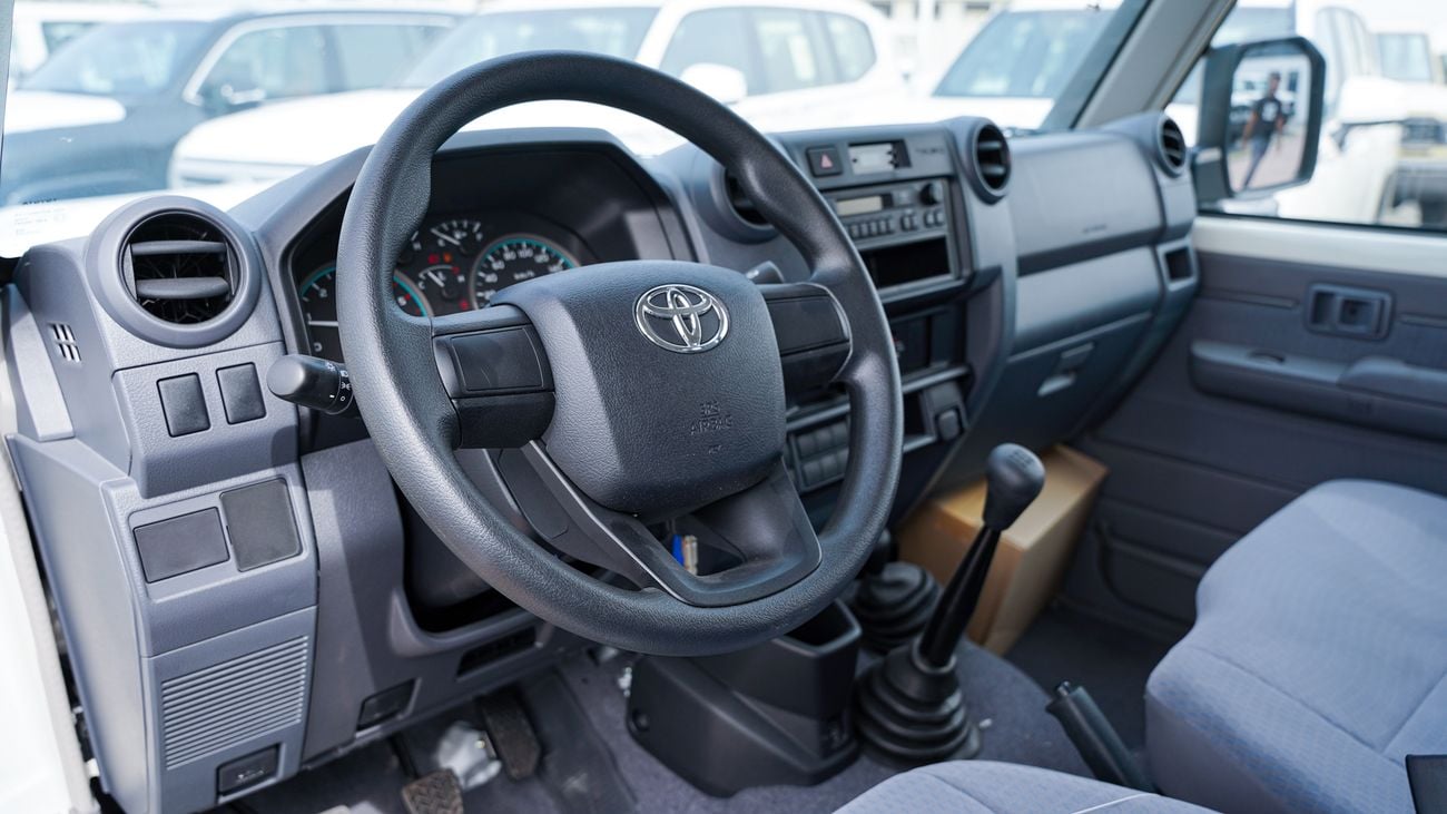 تويوتا لاند كروزر 70