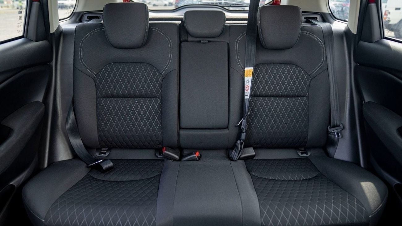 تويوتا أوربان كروزر (LHD) TOYOTA URBAN CRUISER 1.5P AT MY2024 - RED