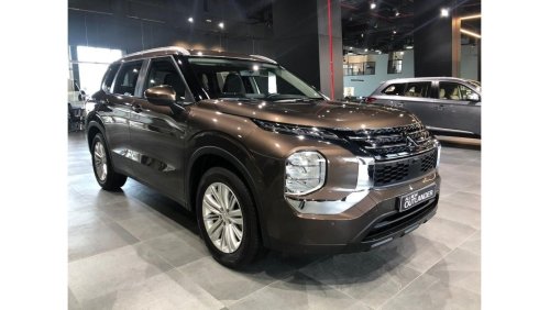 ميتسوبيشي آوتلاندر OUTLANDER 2.5L 2WD 5 SEATER Medium Line Fabric seats MODEL 2023