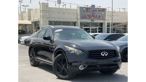 Infiniti QX70 Excellence 2014 model, Gulf, Full Option, sunroof, 6 cylinders, 5 kmra, automatic transmission, odom