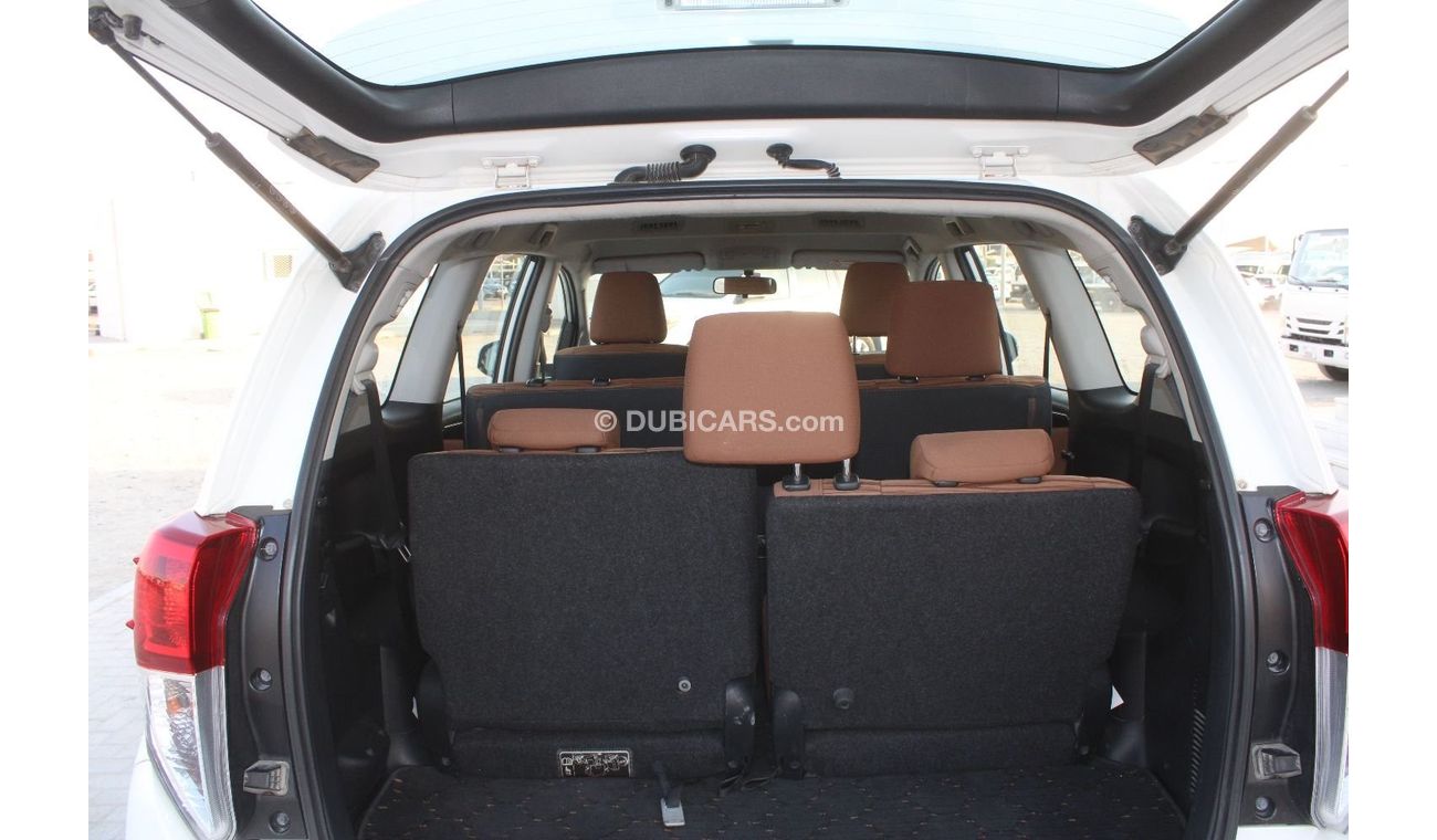 Toyota Innova SE Toyota Innova 2019 in excellent condition without accidents