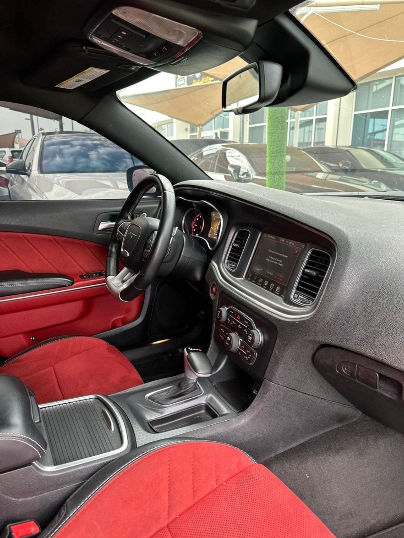 Dodge Charger HELLCAT SRT Core 6.4L