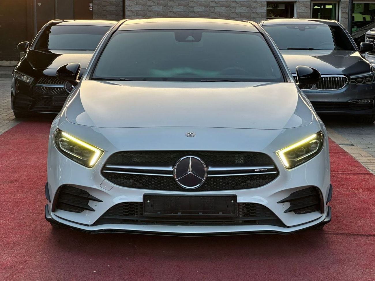 Mercedes-Benz A 35 AMG Std 2.0L