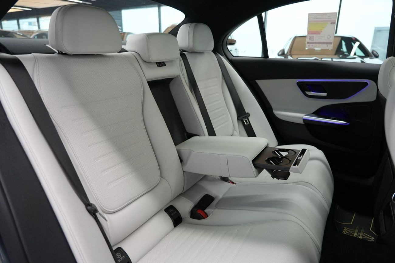 Mercedes-Benz C 200 Mercedes-Benz C 200 | 2026 GCC 0km | Agency Warranty | AMG Package |