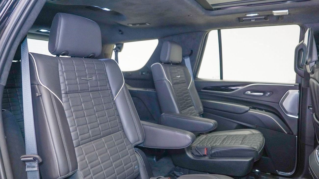 Cadillac Escalade Escalade-V 6.2L UAE's Very Best Example | AED 6,284 Per Month