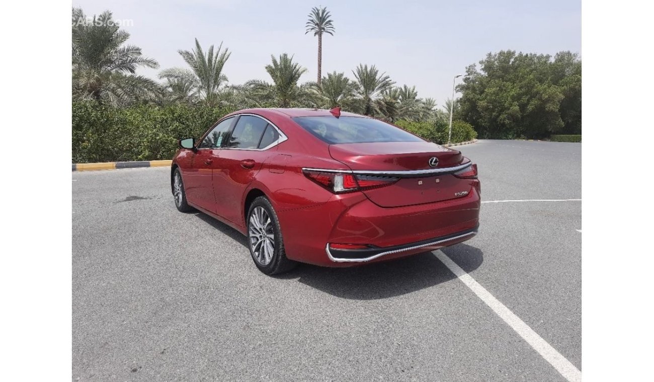 Lexus ES250 Platinum Platinum Lexus ES250 model 2021 very celen car