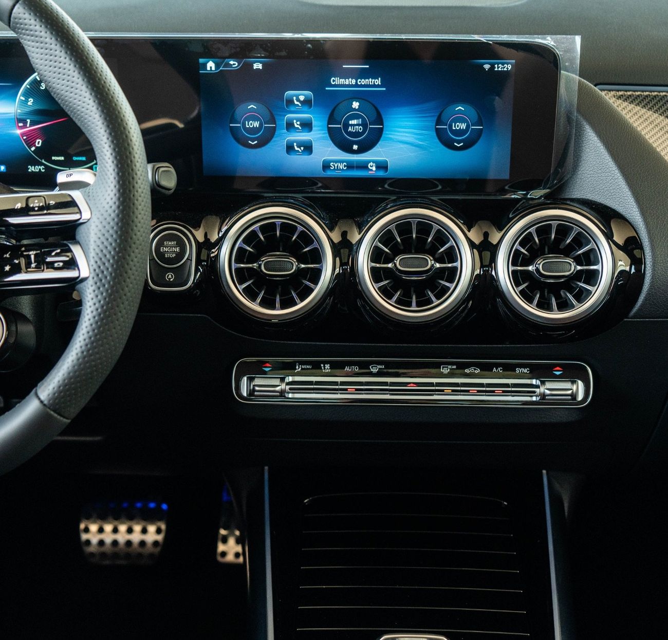 Mercedes-Benz GLA 35 AMG GLA 35 | AMG 4Matic | 2.0L | V4 | 2025