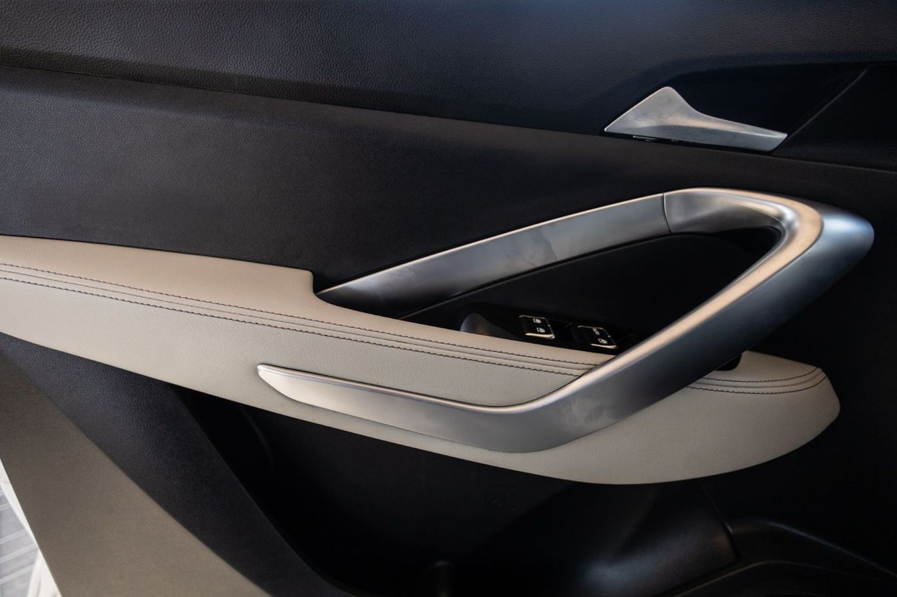 Chevrolet Captiva Premier 1.5L (150 HP) (7 Seater)