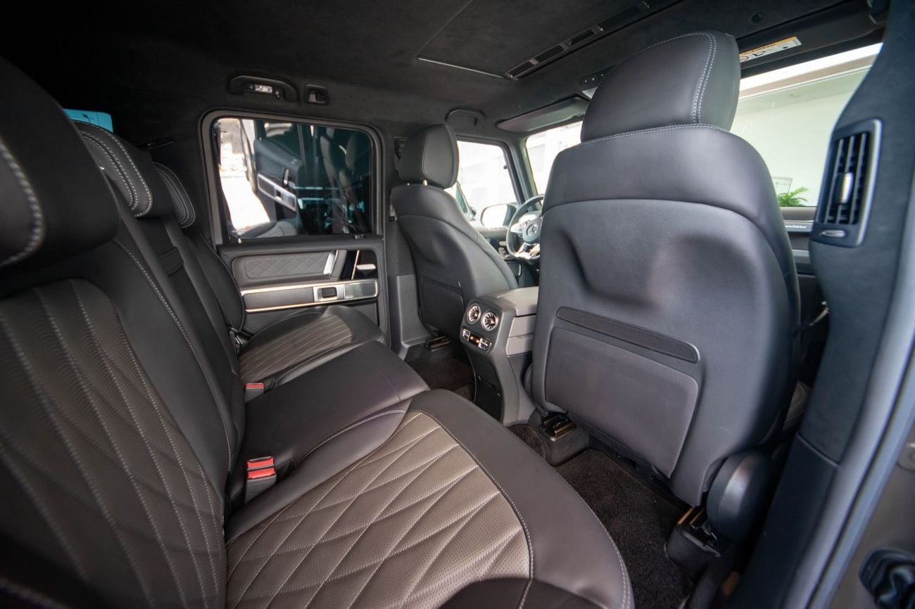 Mercedes-Benz G 63 AMG Std 4.0L