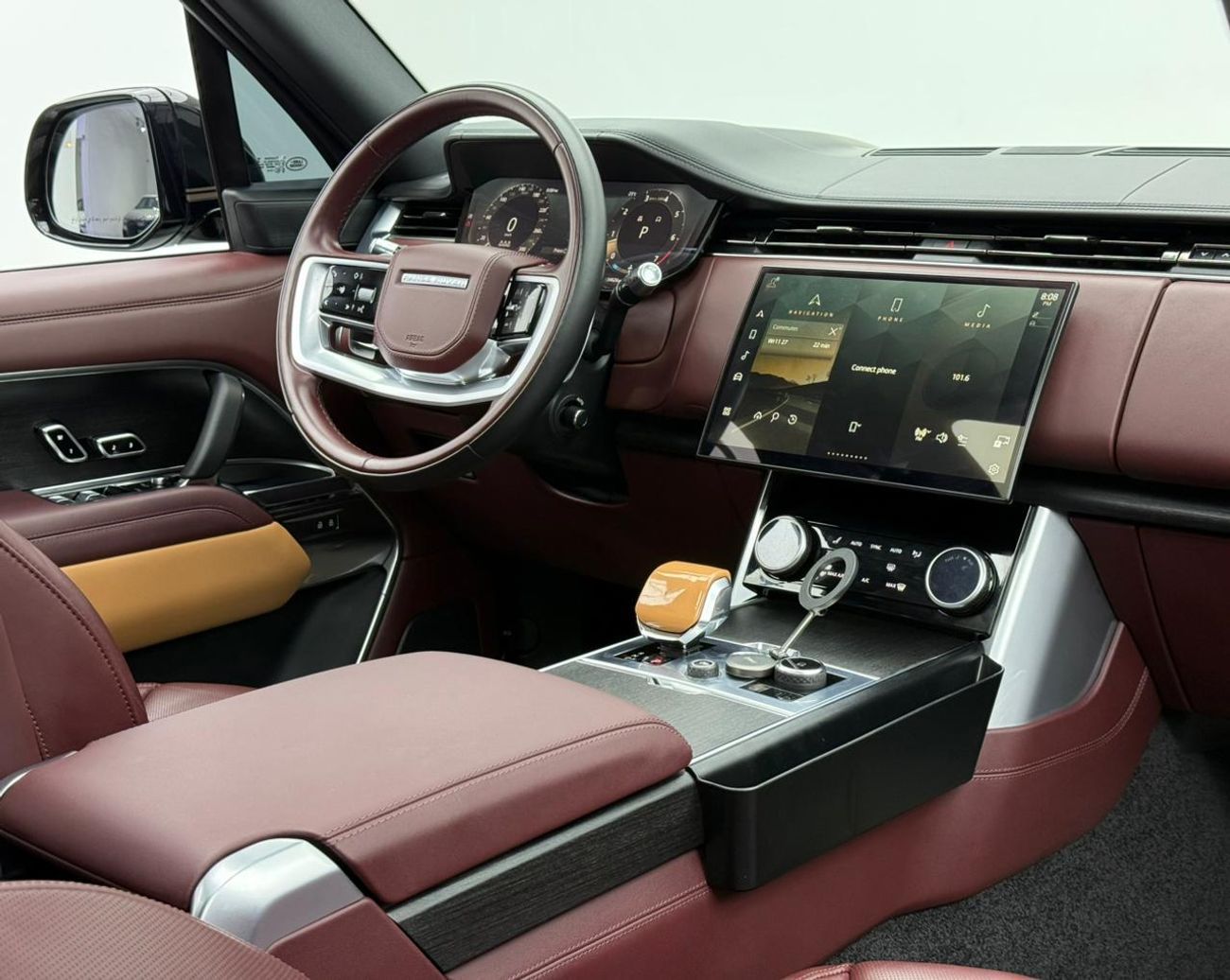 Land Rover Range Rover HSE P530 4.4L 2022 Range Rover HSE P530 With Savani Carbon Kit, 5 Years RR Warranty + Service Pack,