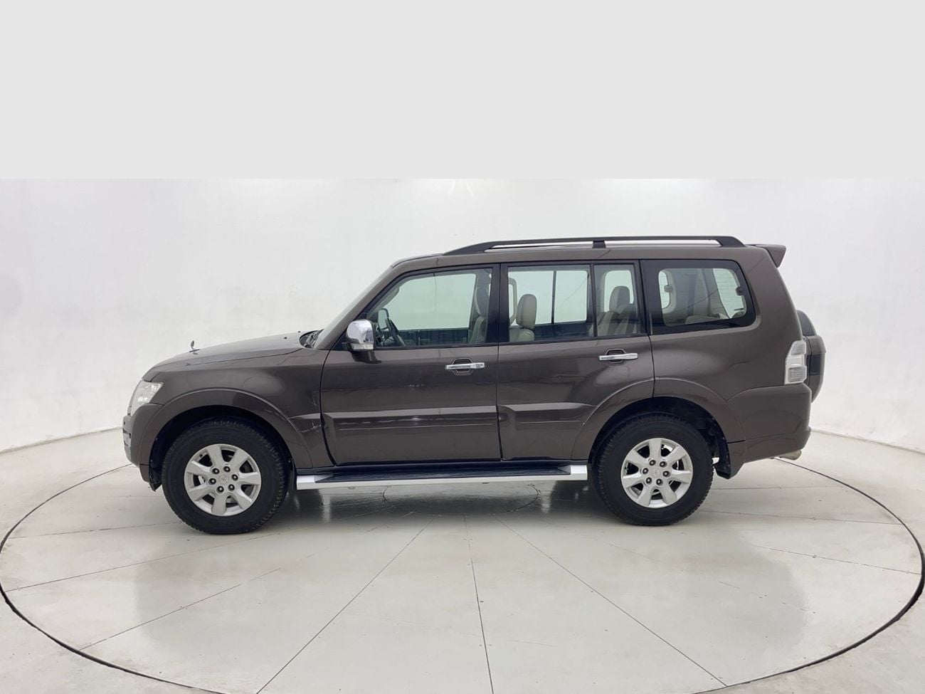 ميتسوبيشي باجيرو 3.5L 2017 | 0 DP | 937/Month | 30 Day Return | Service History