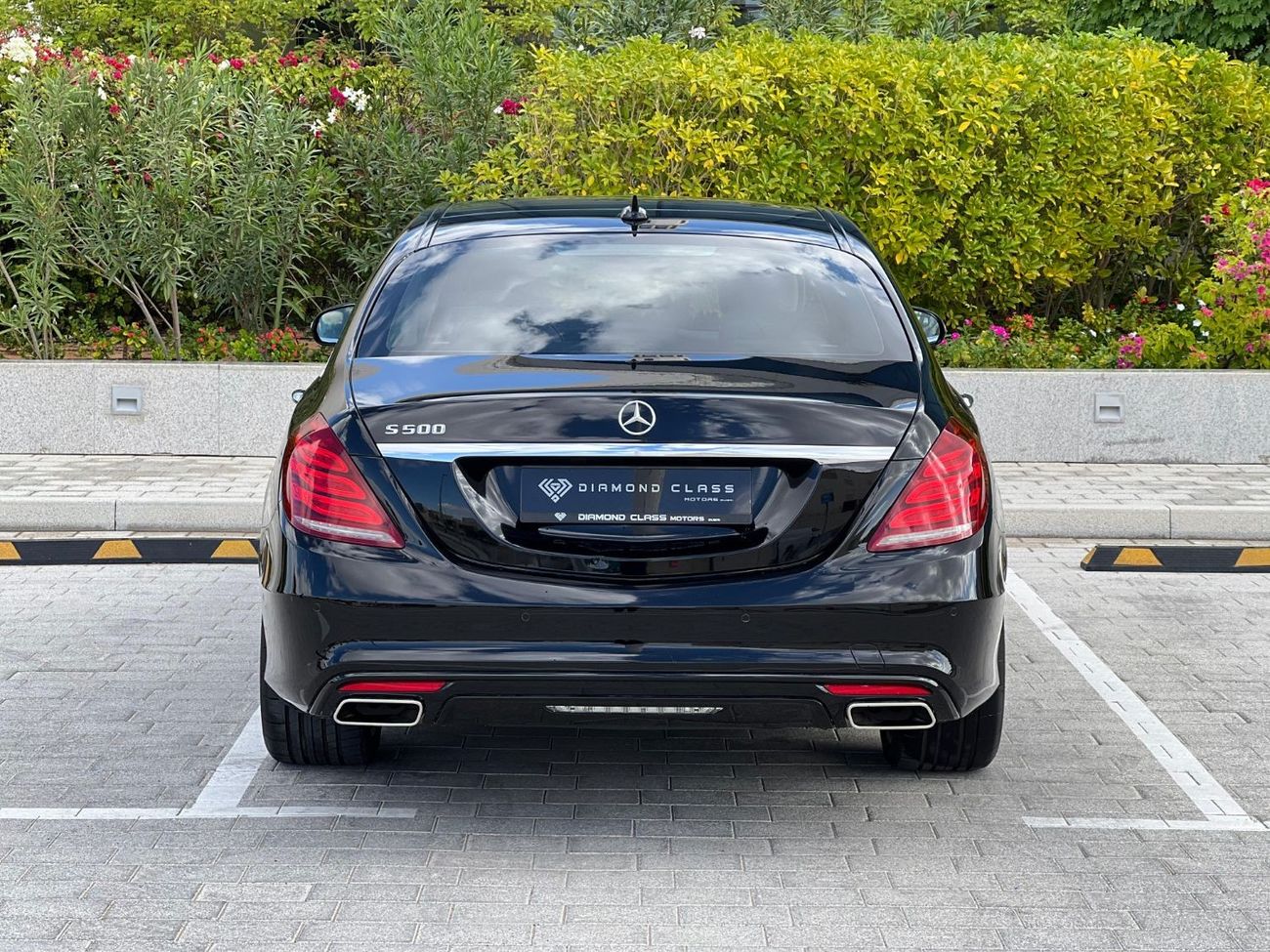 Mercedes-Benz S 400 Mercedes  S400L AMG Full option Panoramic  360 Camera Head Up-Display  GCC 2015