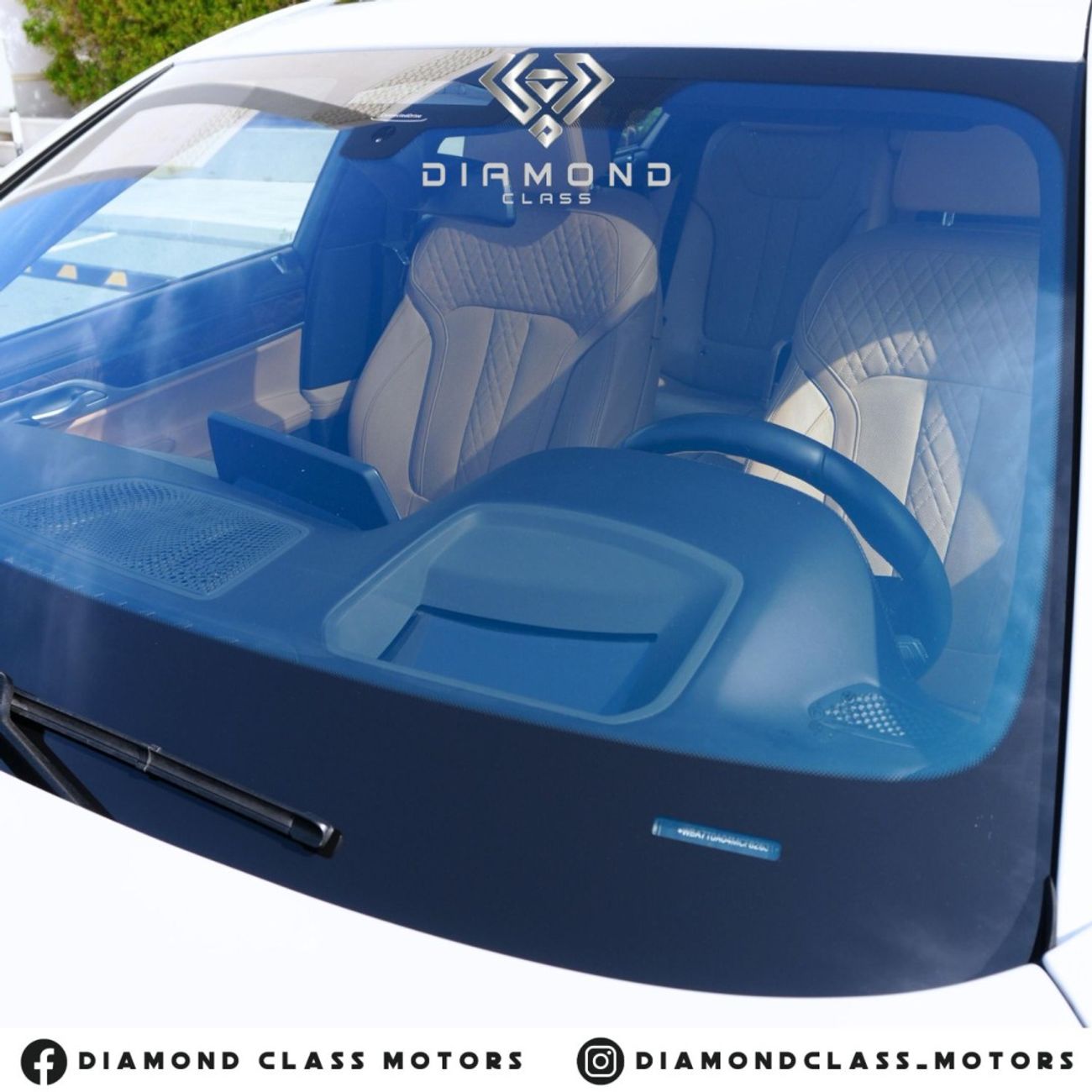 BMW 730Li Luxury M Sport Package 2.0L BMW 730Li  M-kit Top Option  Panoramic  2021 GCC  Under Warranty