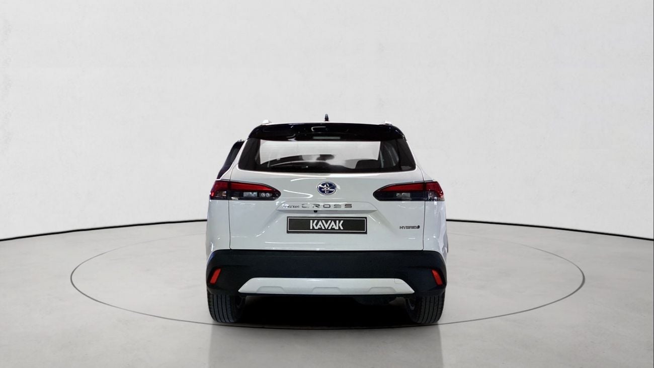 تويوتا كورولا كروس GLI | شامل الضمان | 0 ﺪﻔﻋﺓ ﺃﻮﻟﻯ