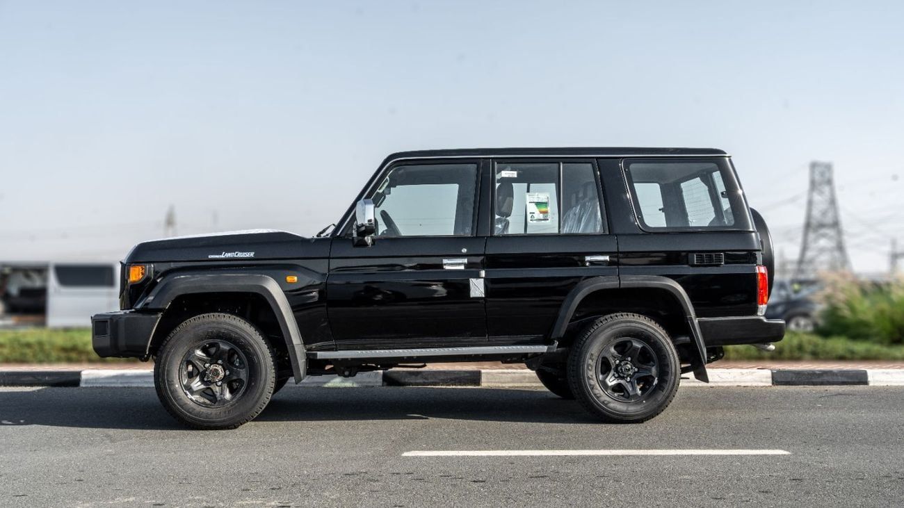 Toyota Land Cruiser 70 2026 Toyota Land Cruiser LC76 4.0L AT Petrol (Black-Brown) Mid Option