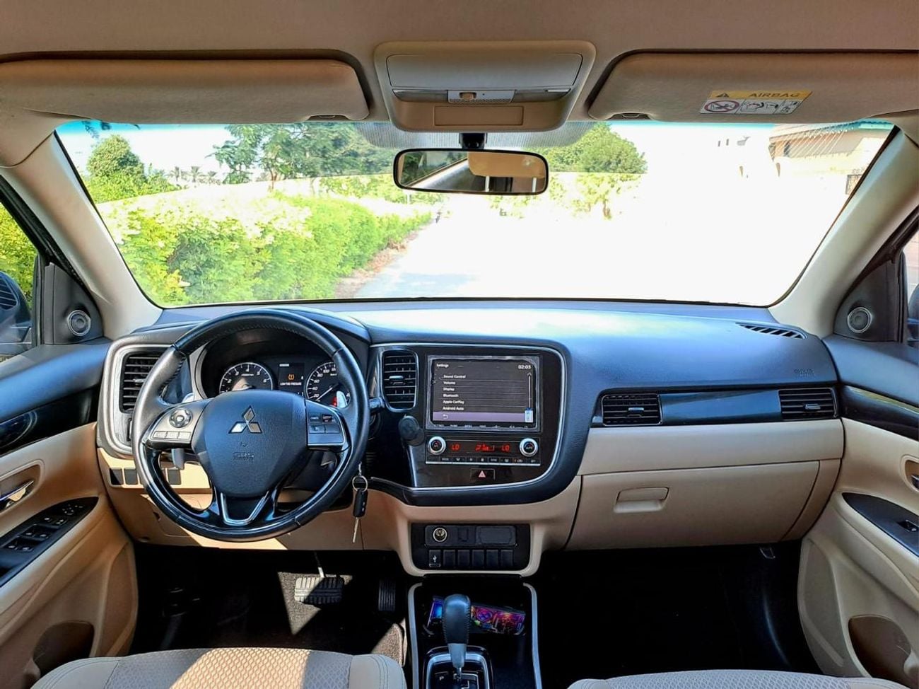 ميتسوبيشي آوتلاندر 820-Monthly l GCC l 4WD , Cruise, Camera l Accident Free