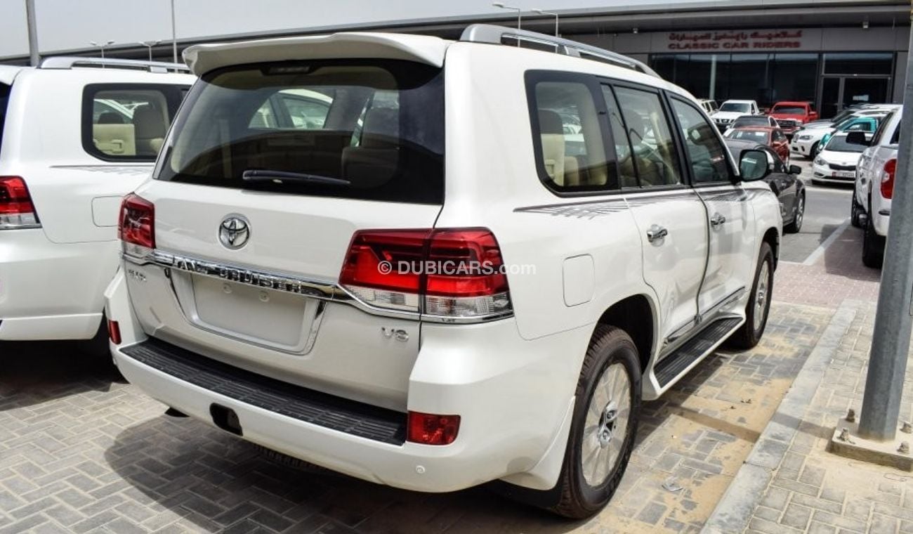 Toyota Land Cruiser GXR V8