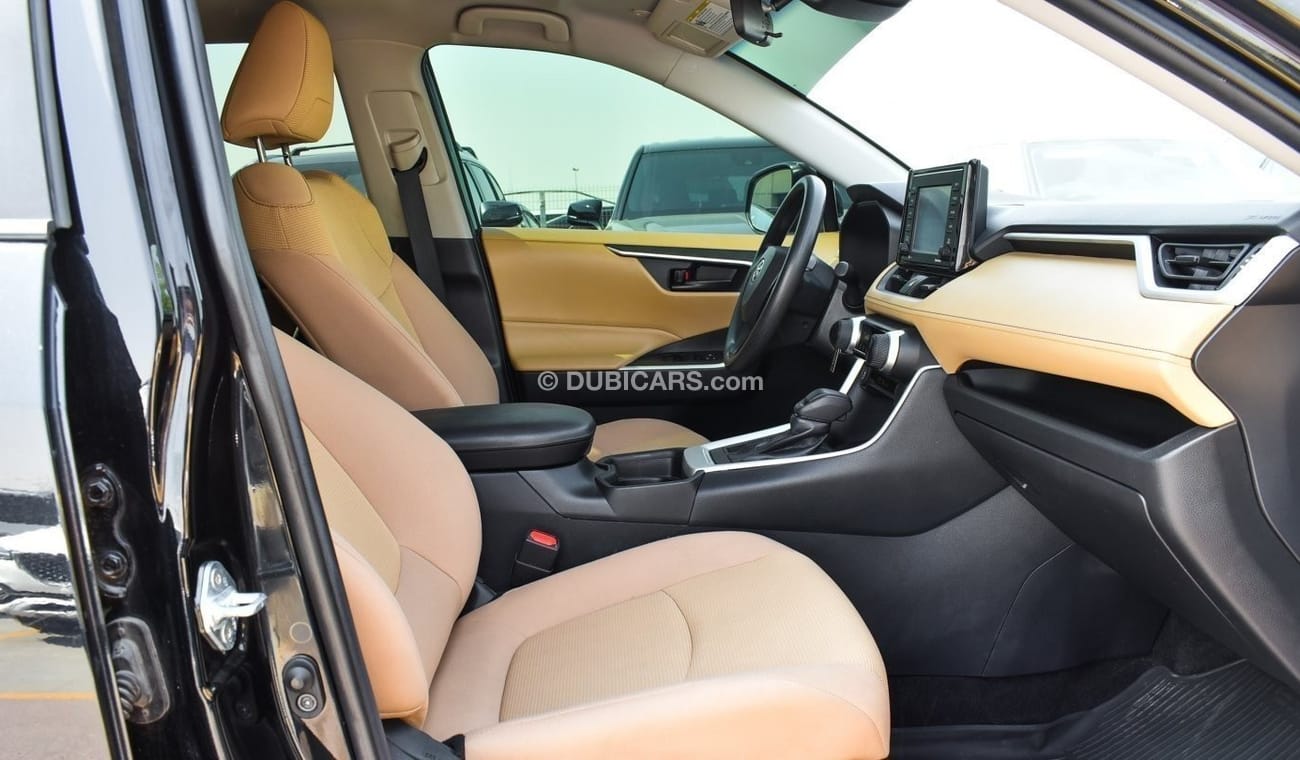 Toyota RAV4 Toyota RAV4 XLE BLACK-BLACK INTERIOR