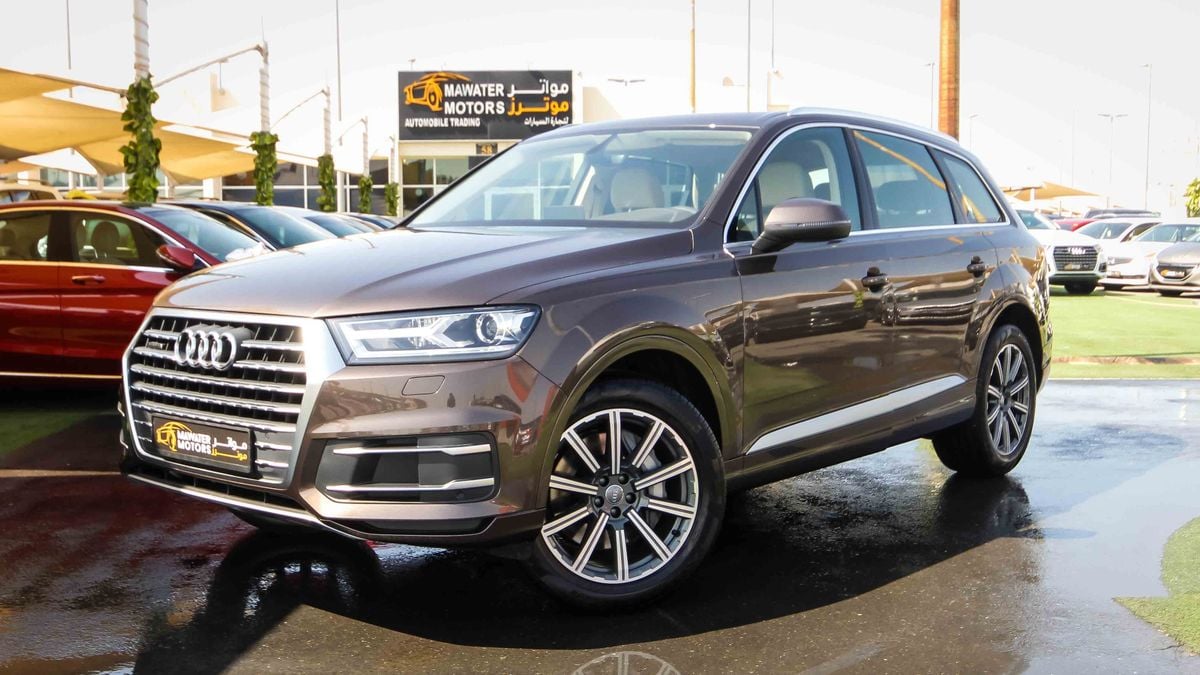 Audi Q7 for sale AED 244,999. Brown, 2018