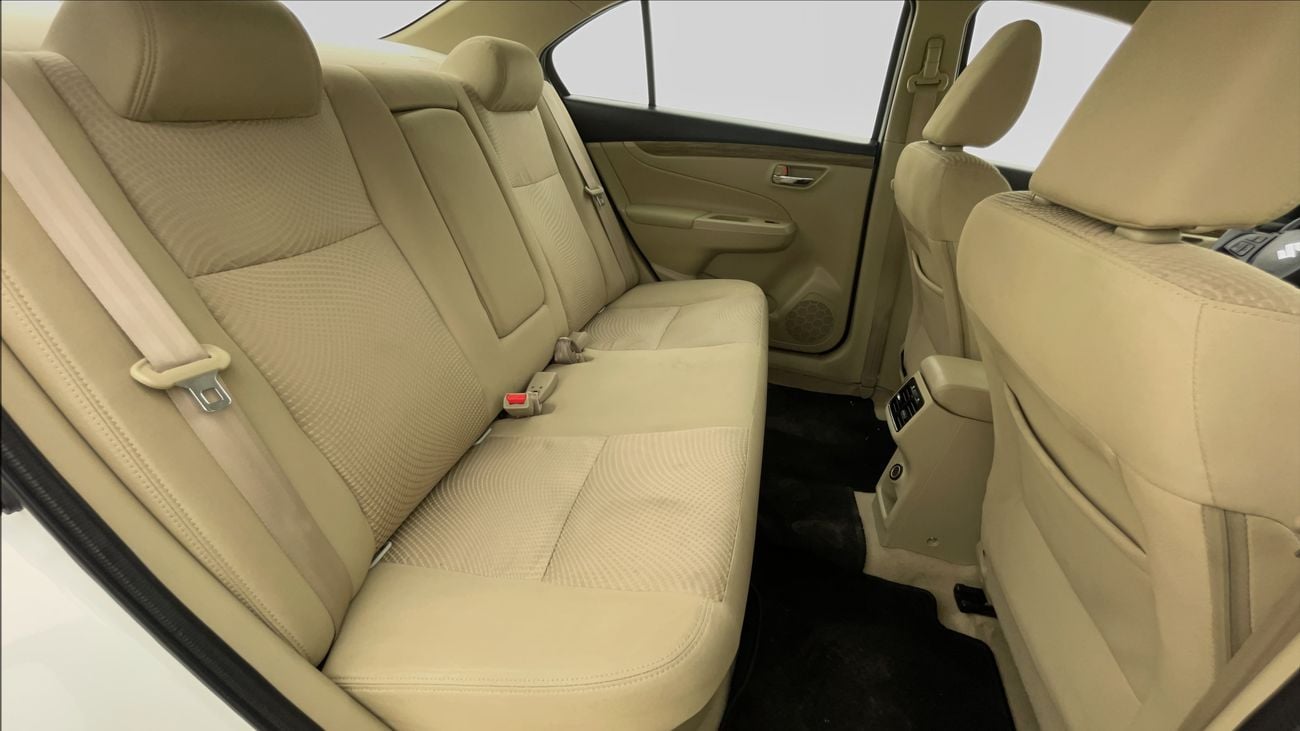 سوزوكي سياز GL 1.5 | بدون دفعة مقدمة | اختبار القيادة في المنزل