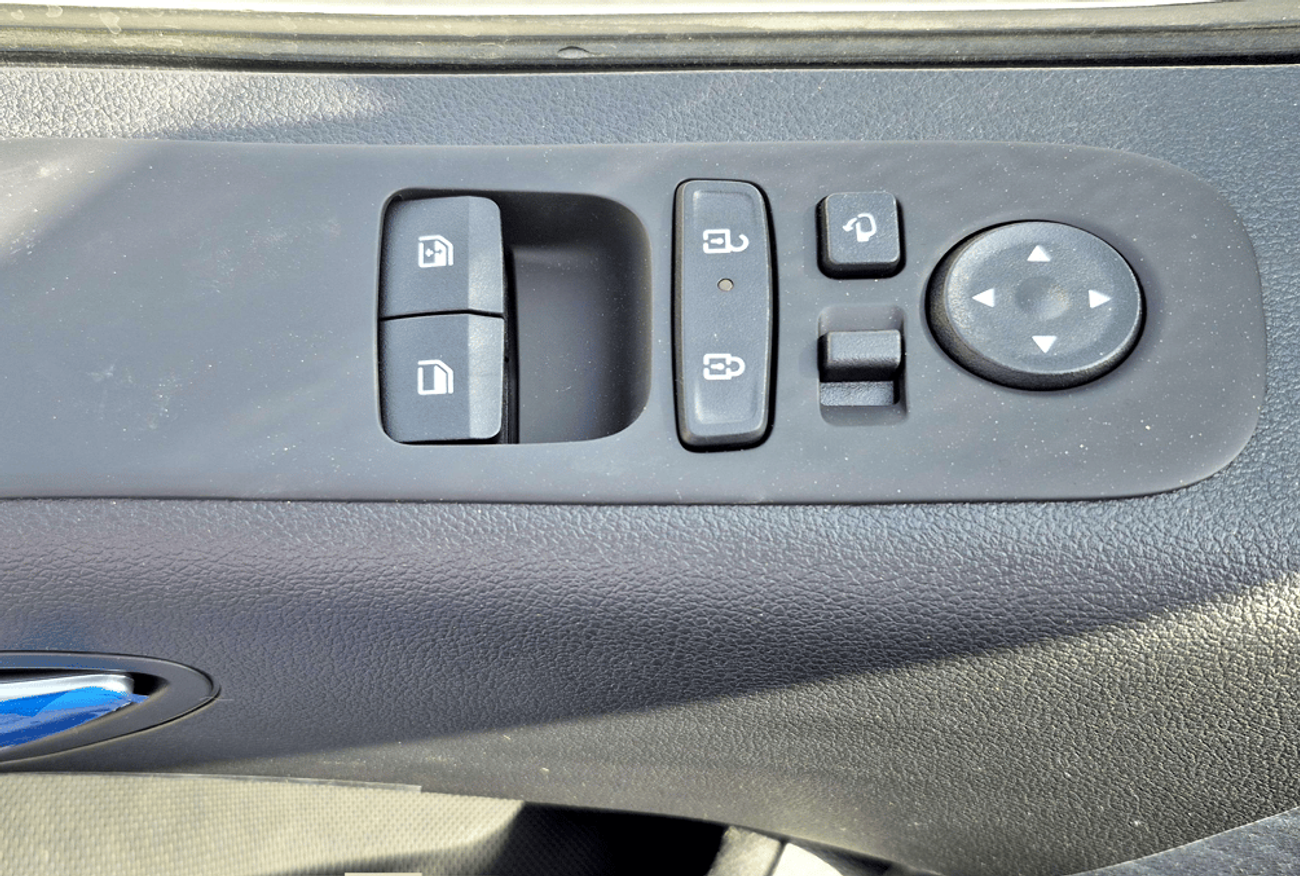 هيونداي ستاريا (US4) 11 SEATER PREMIER A/T