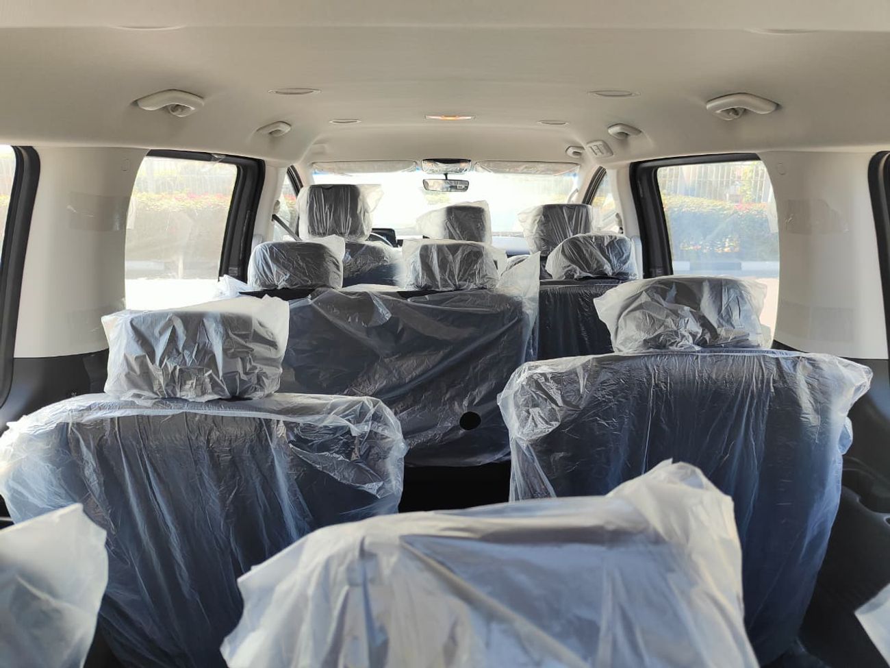 هيونداي ستاريا 2025 Hyundai Staria 11-Seater 3.5L V6 Petrol A/T FWD Only For Export