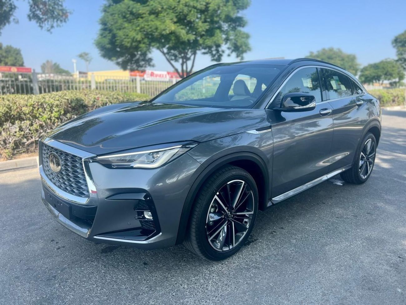 Infiniti QX55