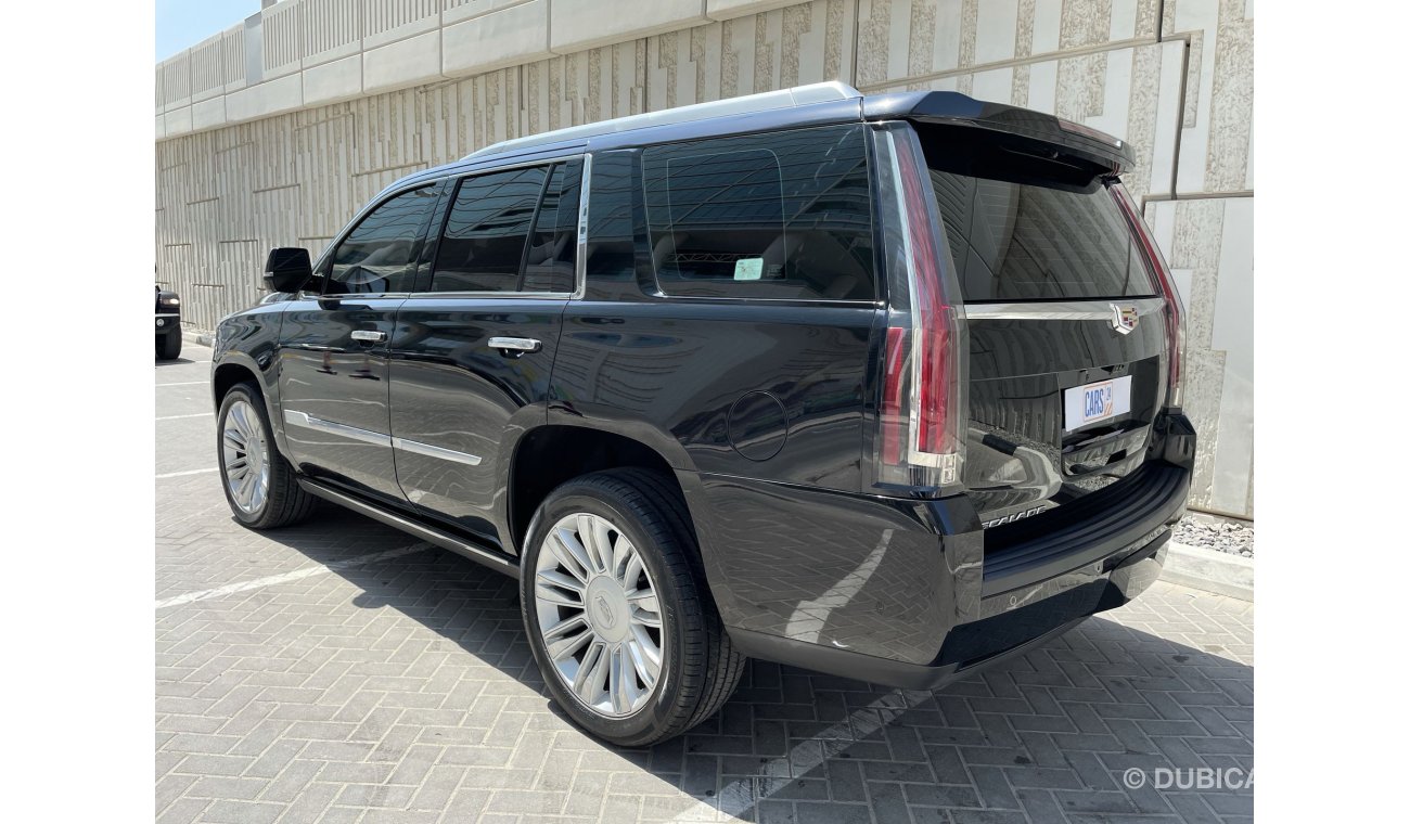 Cadillac Escalade PLATINUM 6200