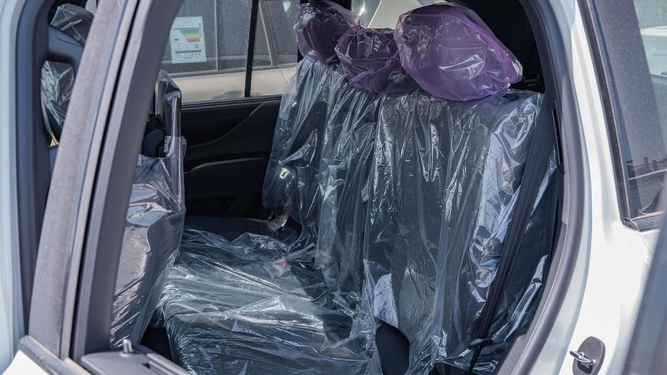 Lexus LX 600 2025 Lexus LX600 Over-Trail 3.5L AT Petrol (White)