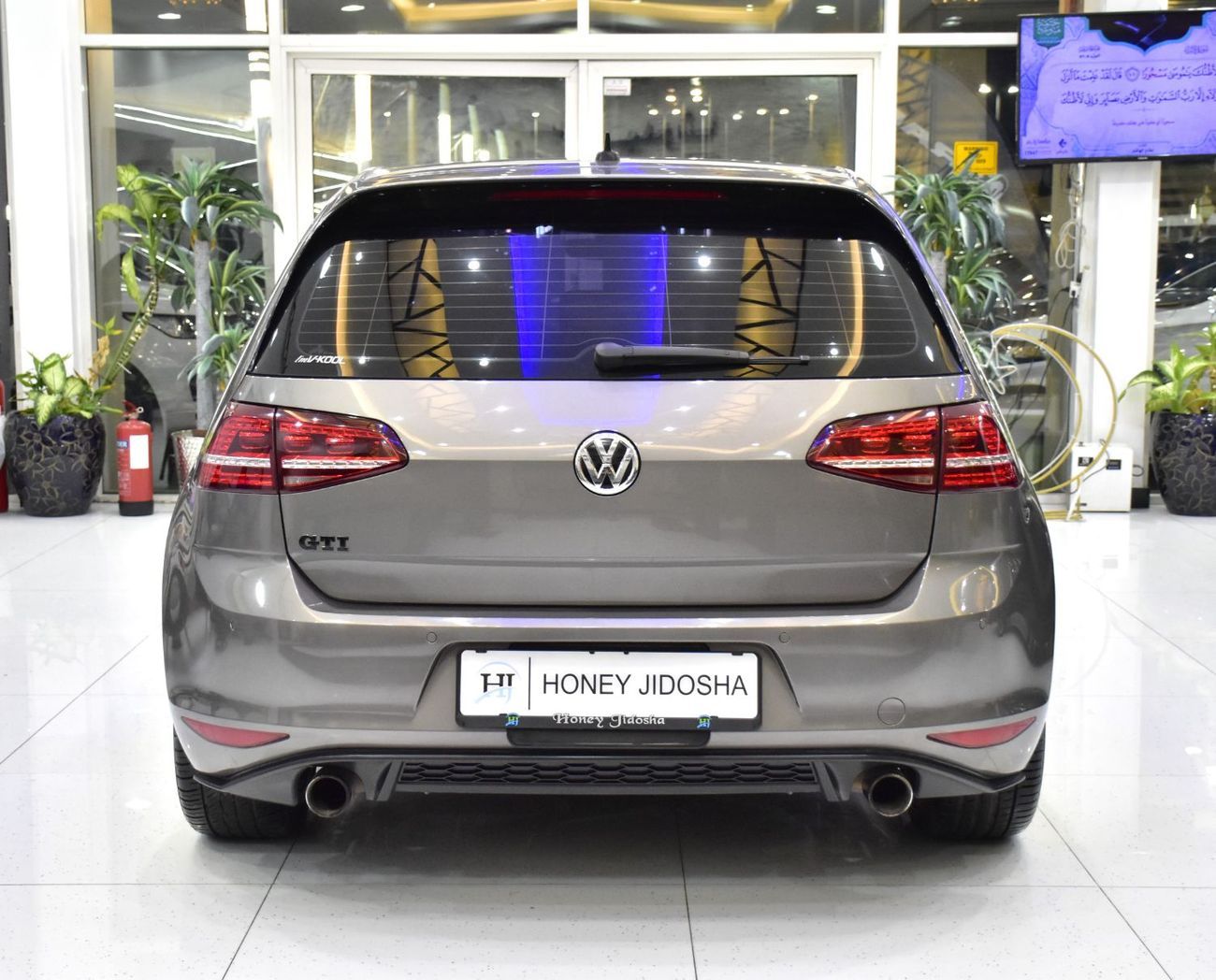 فولكس واجن جولف GTI EXCELLENT DEAL for our Volkswagen GTi ( 2017 Model ) in Grey Color GCC Specs