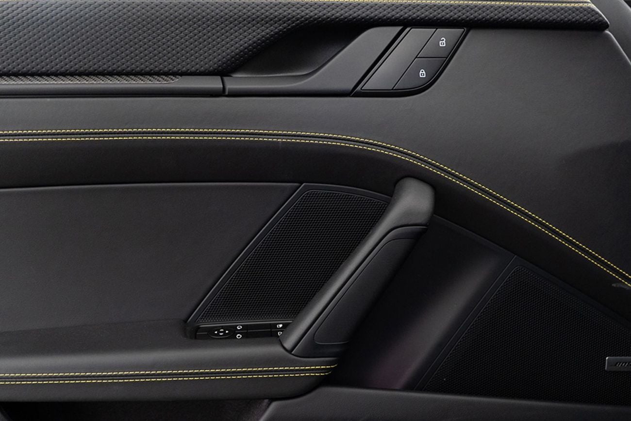 Porsche 911 GT3 4.0L (505 HP) Touring Package Manual