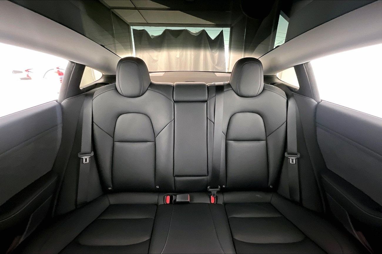 بورش تايكان 4S | عرض العيد الحصري | خالية من أضرار الفيضانات