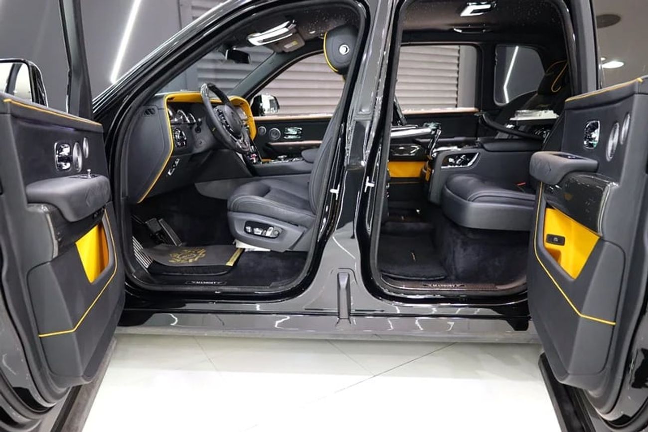 رولز رويس كولينان Black Badge