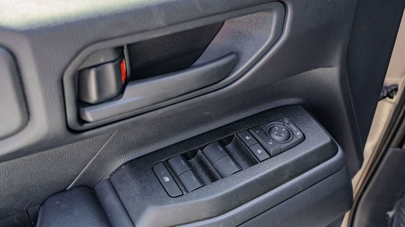 تويوتا برادو 2024 Toyota Prado DSL Basic 2.8L Diesel AT