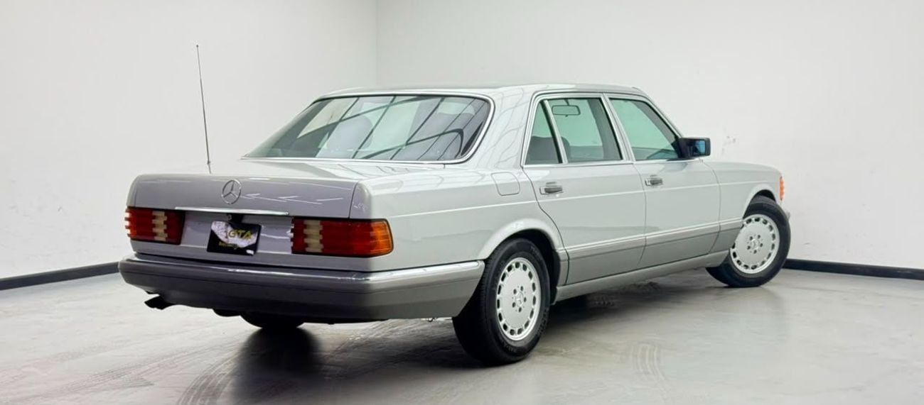 Mercedes Benz 560 SEL 1989 Mercedes-Benz 560 SEL, Excellent Condition, Japanese Specs.