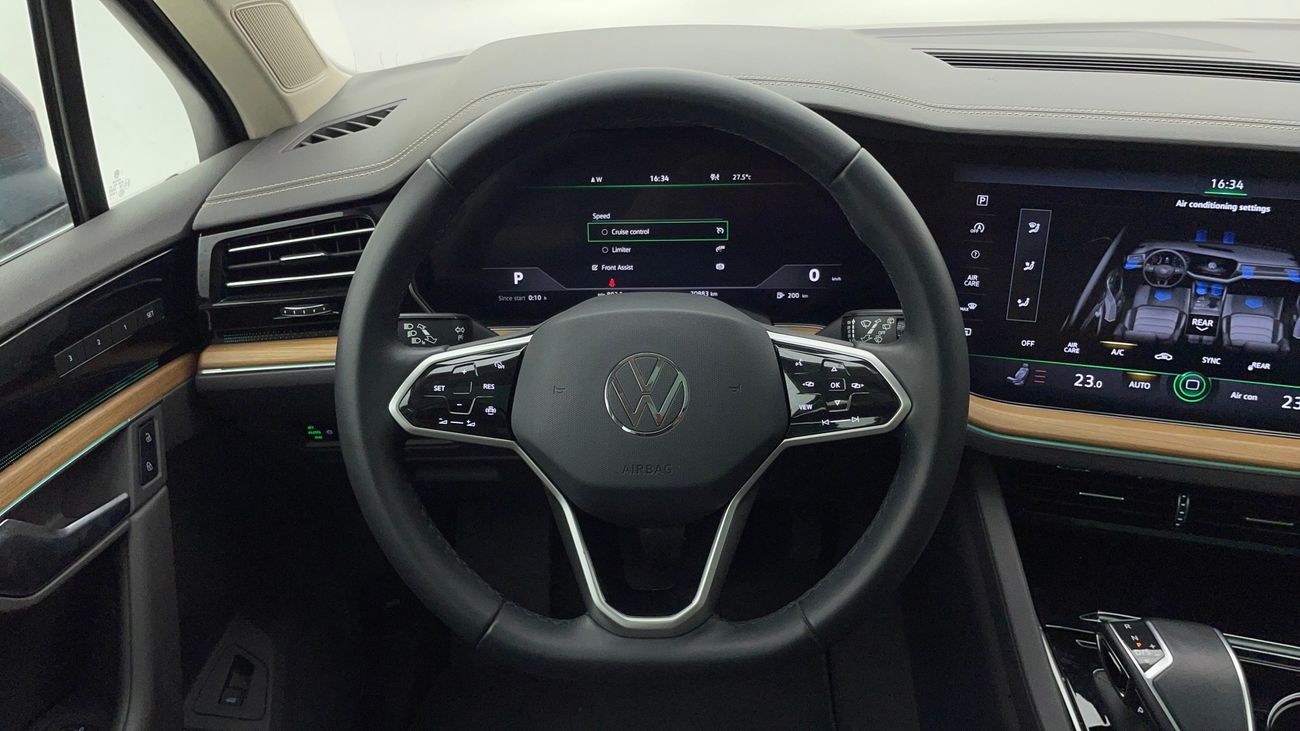 فولكس واجن طوارق HIGHLINE PLUS 3 | بدون دفعة مقدمة | اختبار القيادة في المنزل