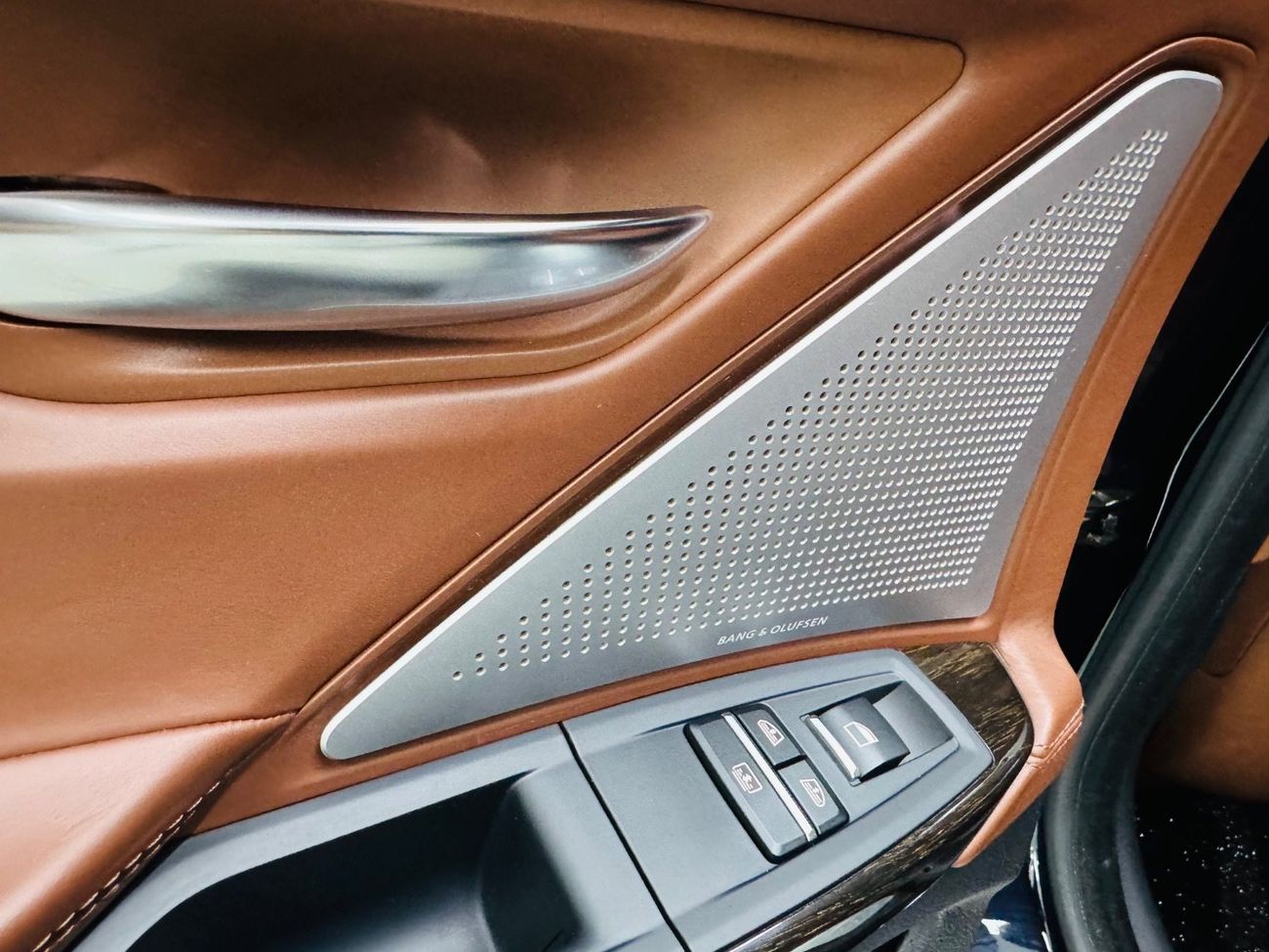 بي أم دبليو 650i Individual 4.4L (408 HP)