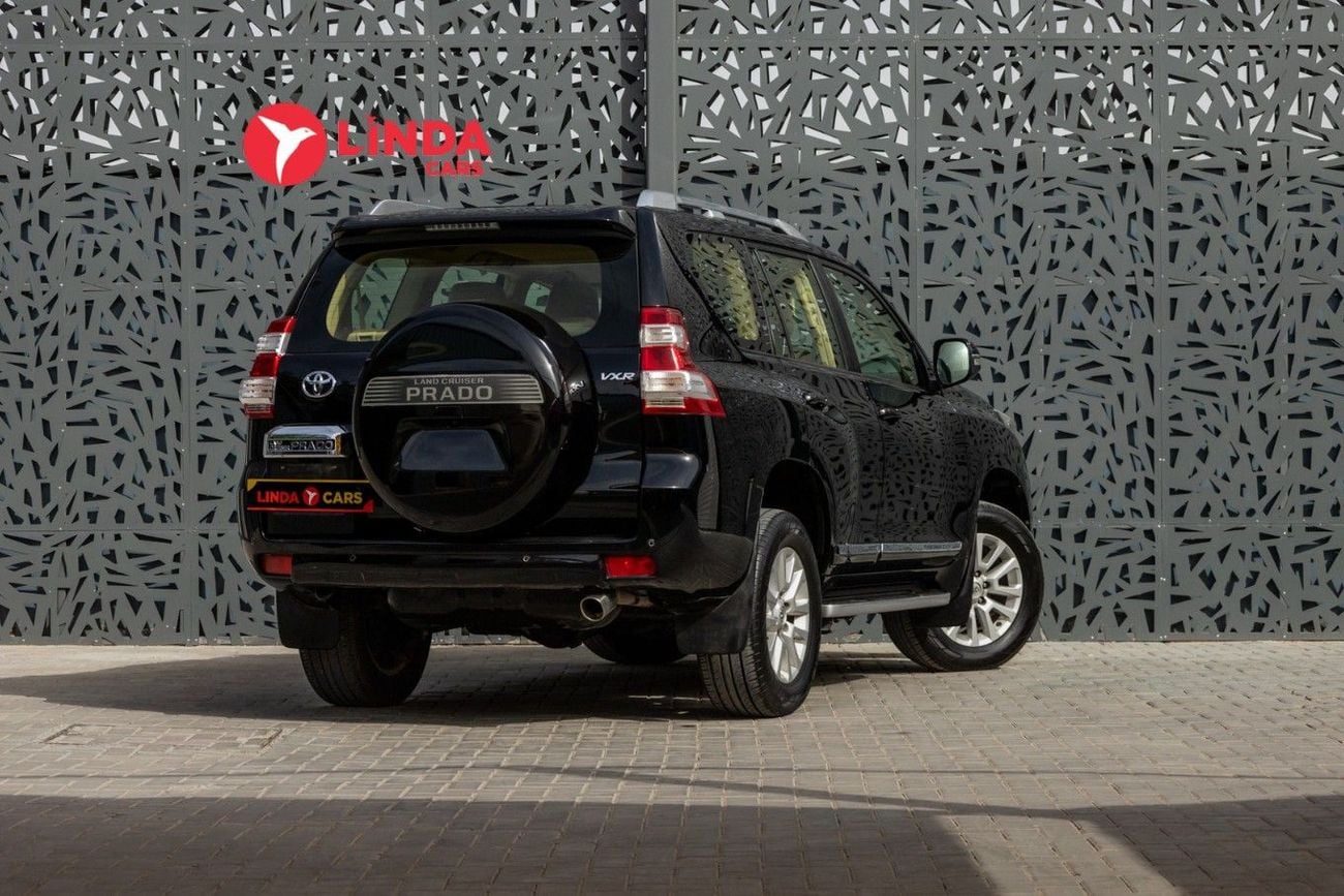 Toyota Prado VXR 4.0L 4WD Toyota Land Cruiser Prado 2017 GCC specs for 1,704.00 AED monthly
