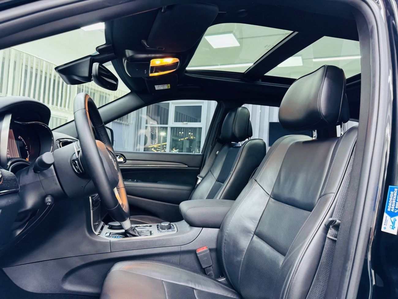 جيب جراند شيروكي Overland 3.6L