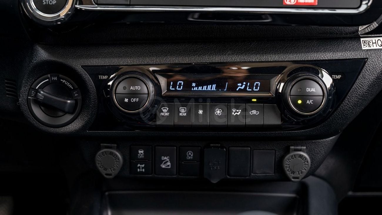 Toyota Hilux  HILUX DC 2.8 DIESEL MHEV AT 4WD | 2-YEAR WARRANTY + SERVICE AVAILABLE | IN-HOUSE FINANCING | 0% DOWN